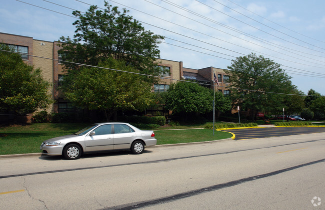 Building Photo - Greencastle of Palatine Rental