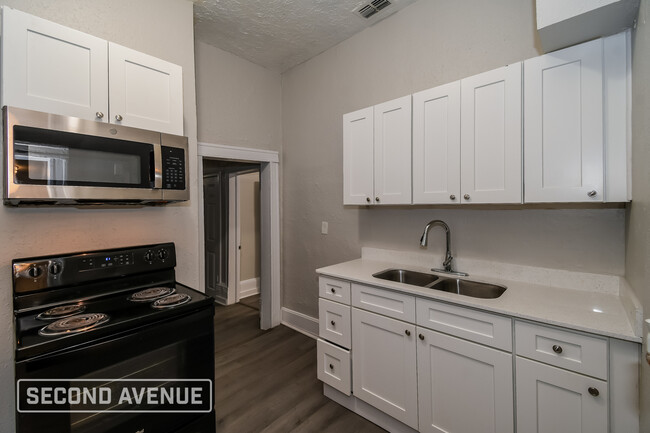 Photo - 1303 W 30th St Rental