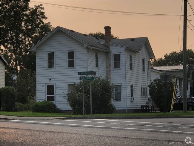 Building Photo - 601 S Washington St Rental