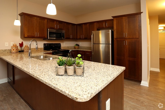 Villa Patio Home - Fox Creek Estates Apartments