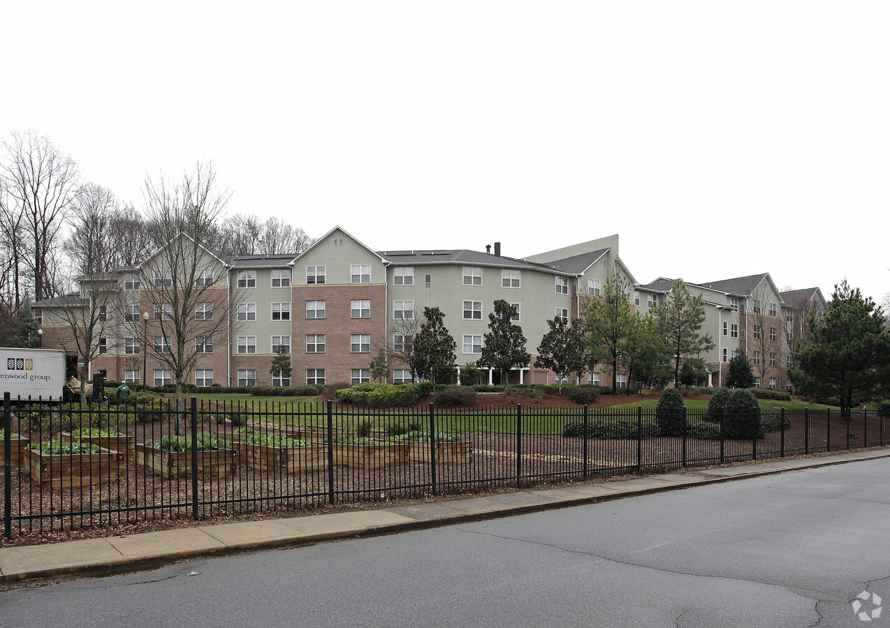 Columbia High Point - Columbia High Point Apartments