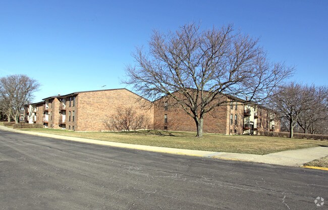 Primary Photo - Batavia Apartments