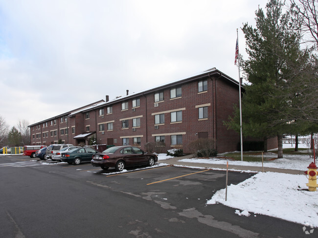 Primary Photo - Autumn Grove Apartments