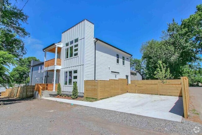 Building Photo - 1808 16th Ave N Rental