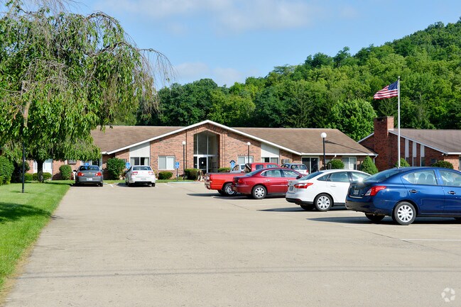 Photo - Fairbrook Manor Apartments