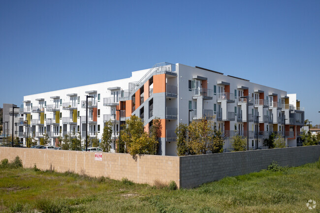 Building Photo - Metro @ Buckingham Senior Apartments