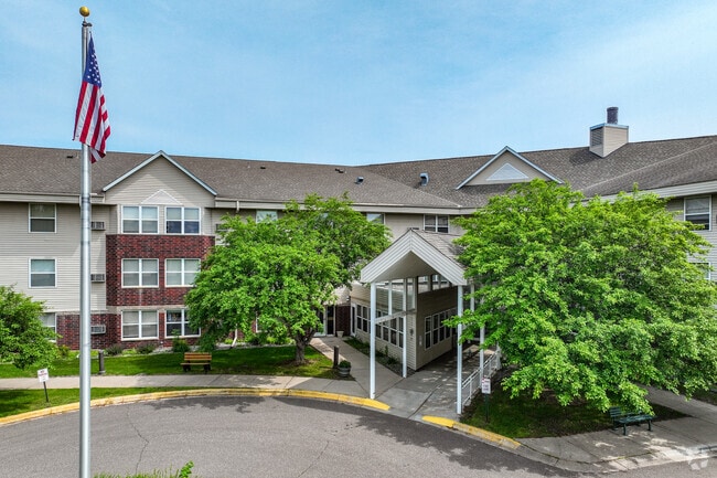 Building Photo - Silver Lake Pointe Rental