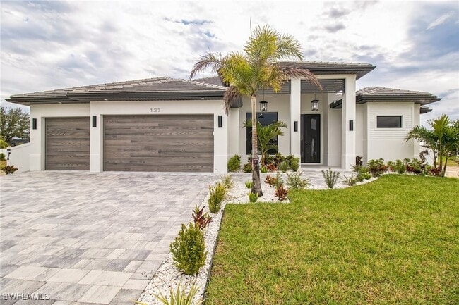 Photo - 123 SW 35th Ave Rental