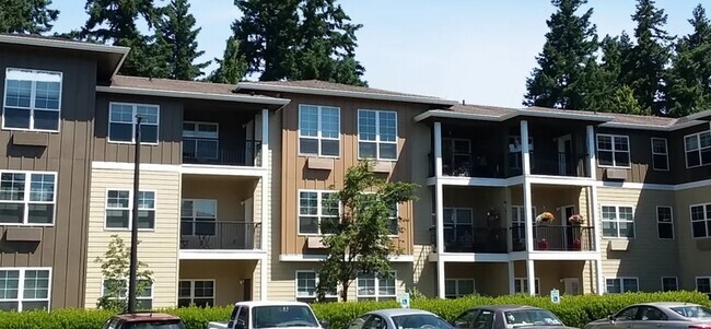 Building Photo - Silver Creek by Bonaventure Rental