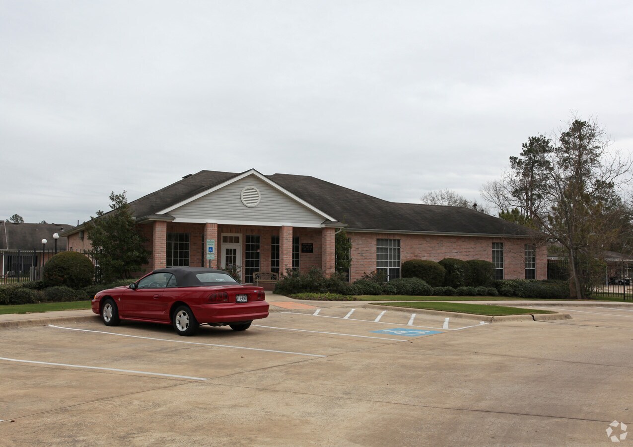 Oak Haven Apartments Conroe, Texas 0 unit available After55