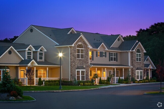 Building Photo - 84 Fairfield Ln Rental
