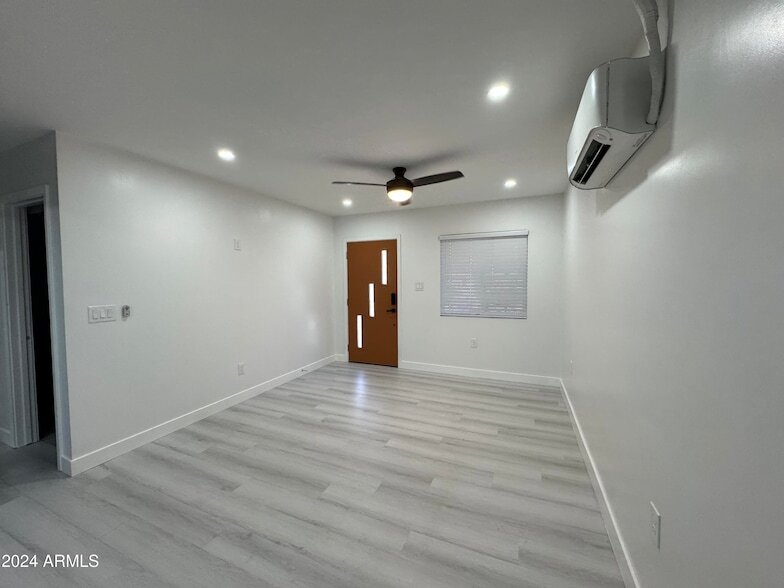 21 W Tonto St Unit 3 Condo Phoenix, Arizona 1 unit available After55