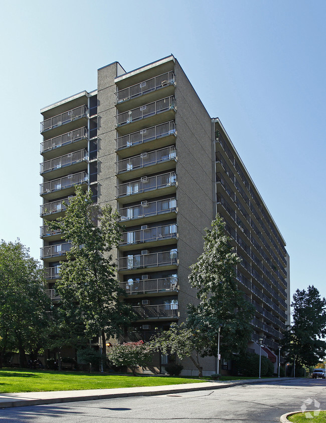 Building Photo - Carnegie Tower at Fairfax Rental