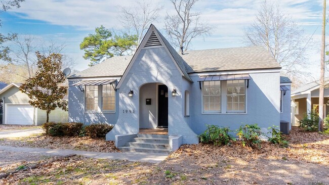 Photo - 1953 Stanford Ave Rental