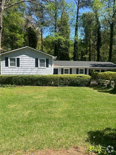 Building Photo - 2460 Niskey Lake Rd SW Rental