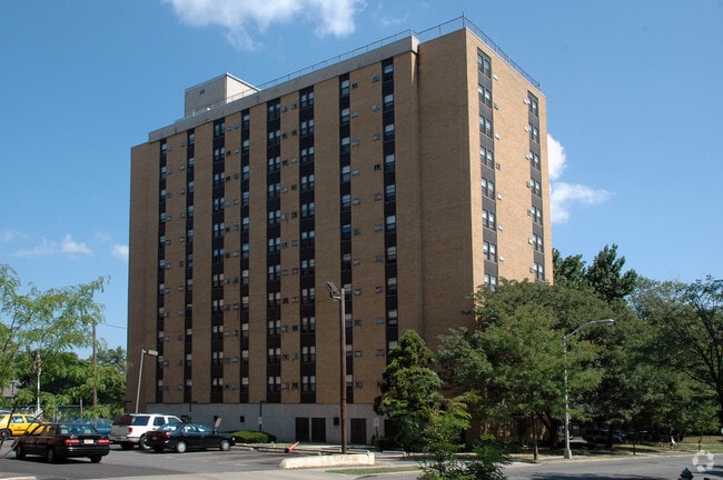 Primary Photo - Peter Antonellis Apartments