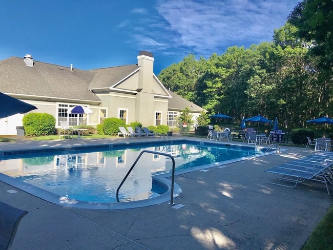 Photo - Woodcrest Estates Senior Living 55+ Apartments