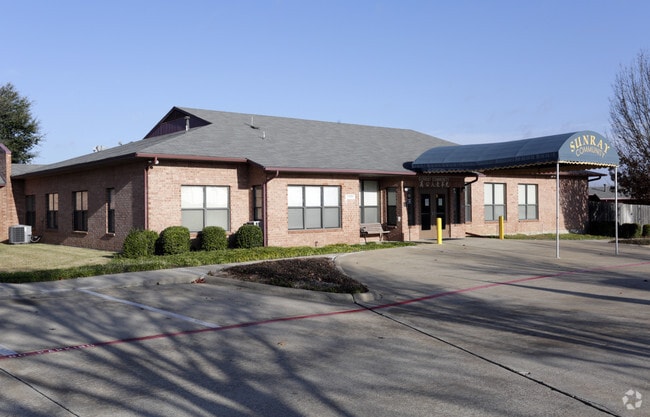 Photo - Sunray Community Apartments