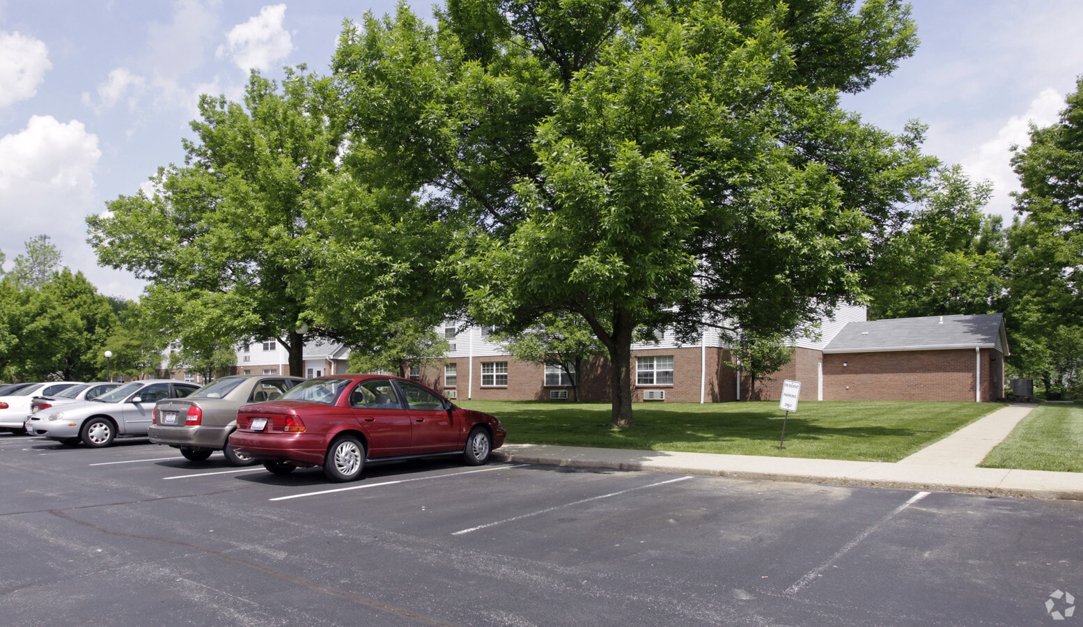 Photo - Salem House Apartments