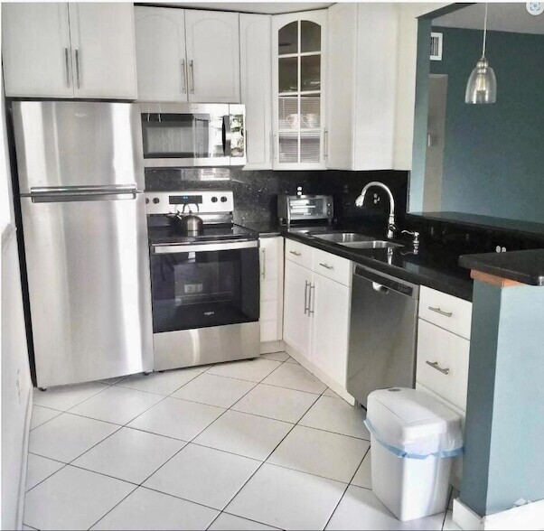 Building Photo - 457 Brittany Dr Rental