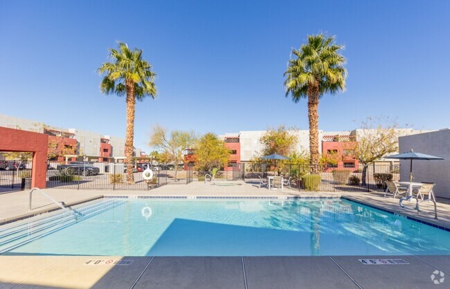 Building Photo - Los Pecos Rental