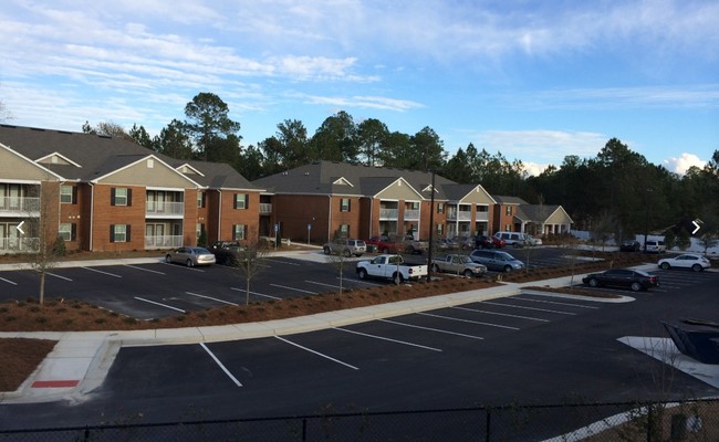 Building Photo - Gateway Pines II Rental