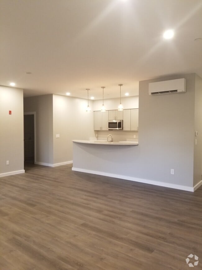 Phoenix Flats Apartments Portland, Maine 0 unit available After55