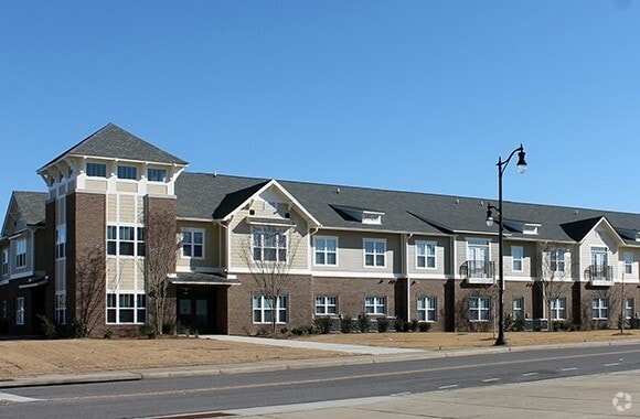 Primary Photo - Tuxedo Park Apartments