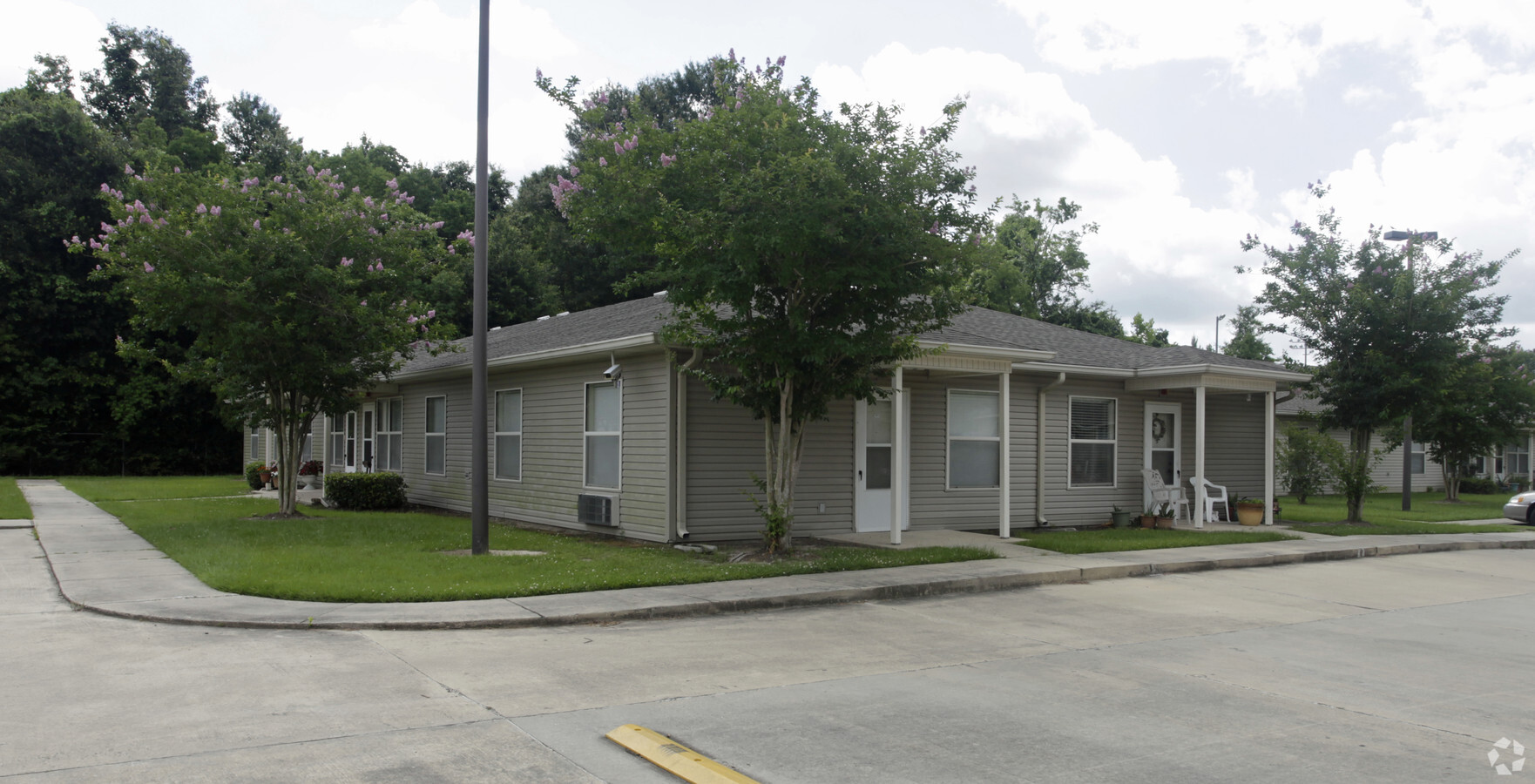 Photo - Westminister Scotlandville Apartments