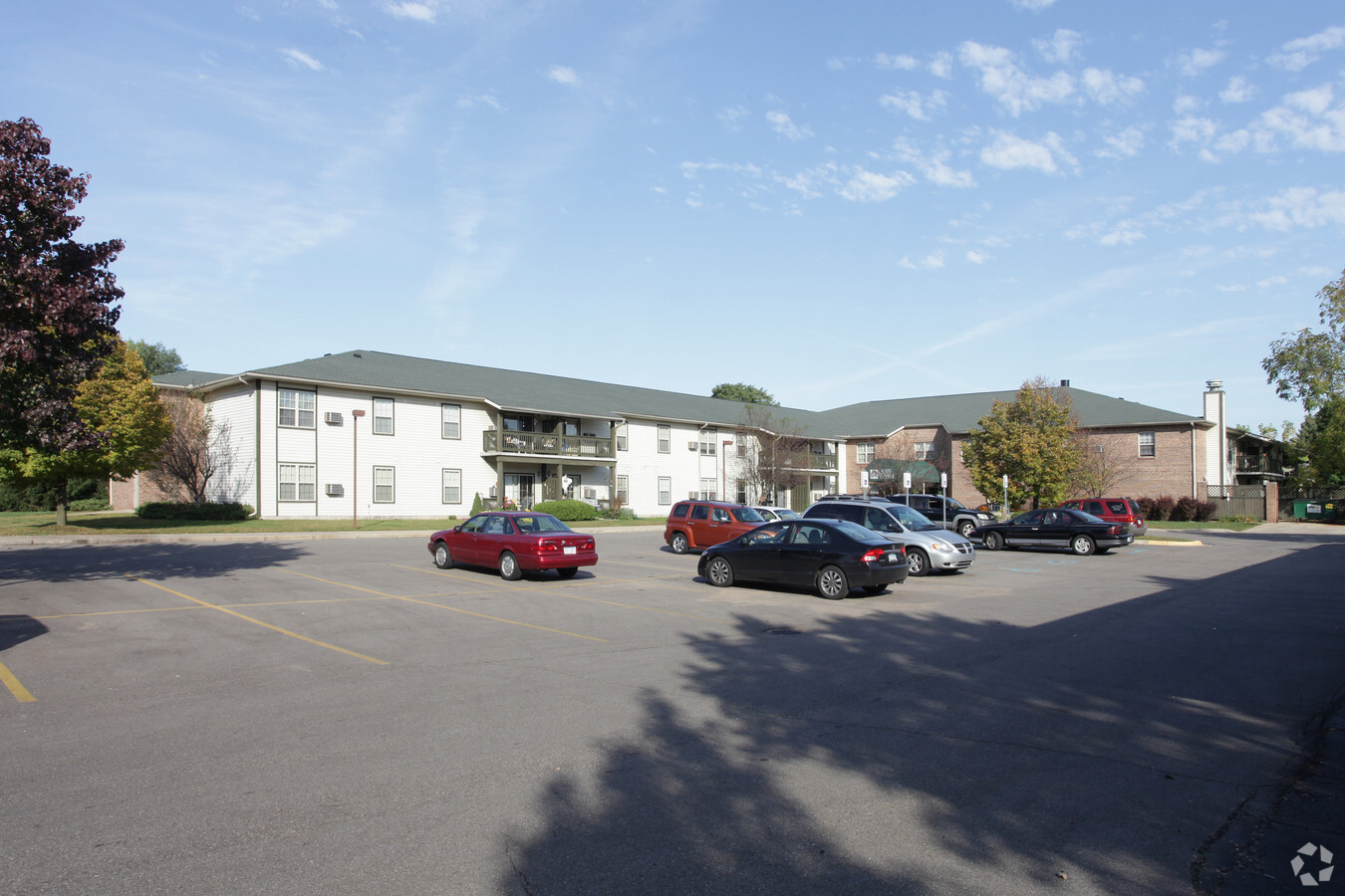 Photo - Lakeview Meadows Apartments