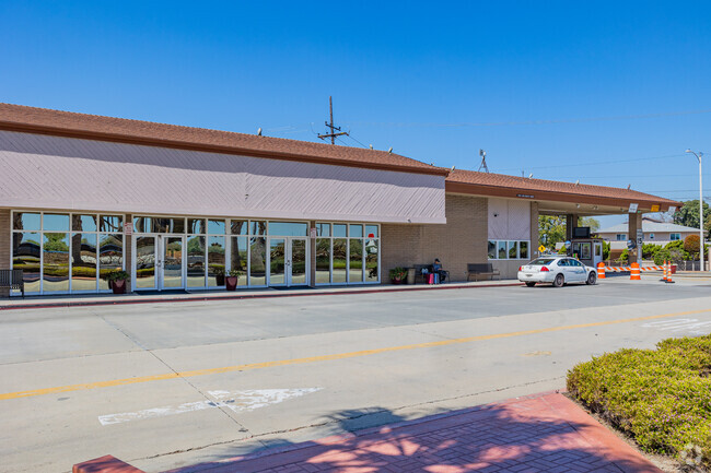 Photo - Regency Terrace Apartments