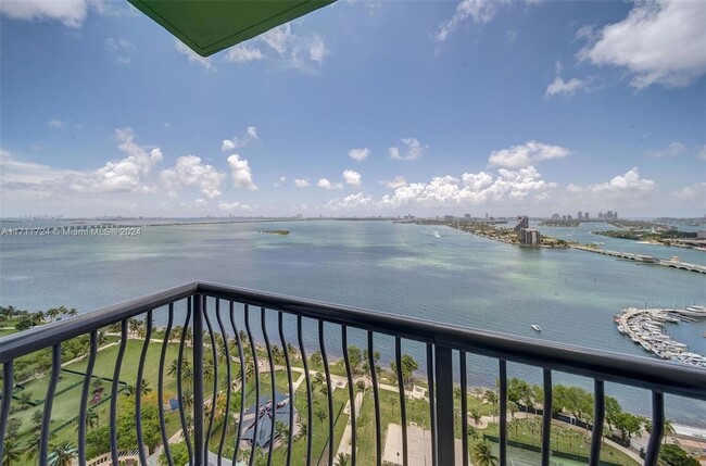 Photo - 1756 N Bayshore Dr Unit 30B Condo