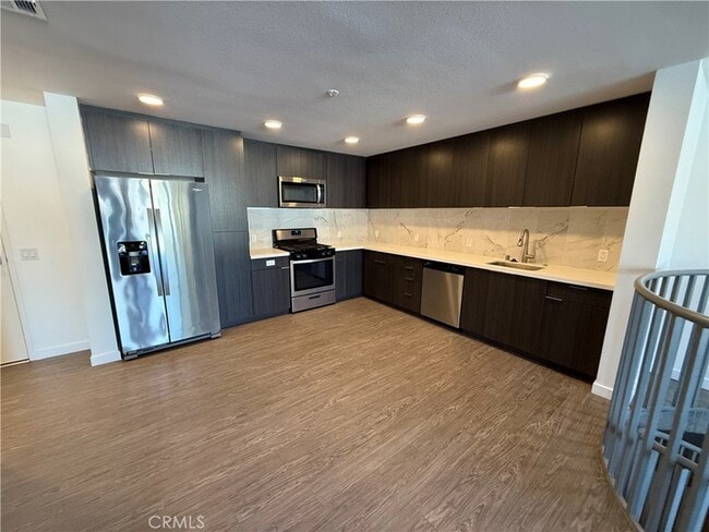 Photo - 5750 Hollywood Blvd Unit 232 Condo
