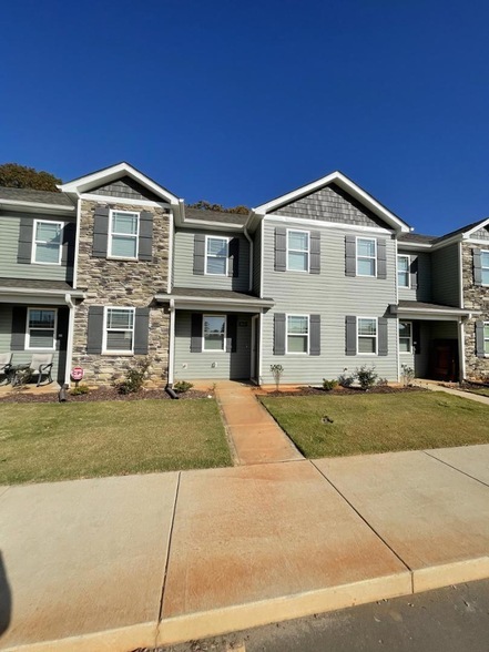 Photo - 1026 Peony Ln Townhome