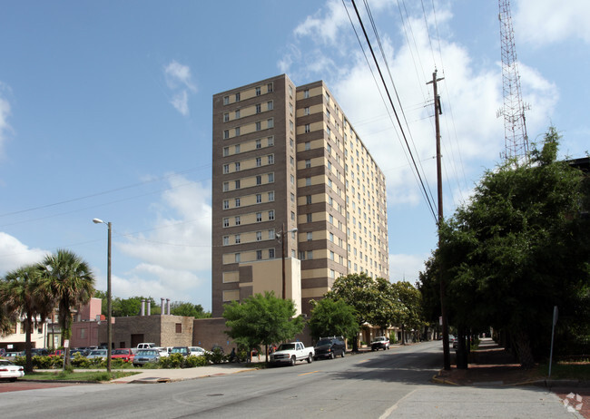 Building Photo - Chatham Apartments