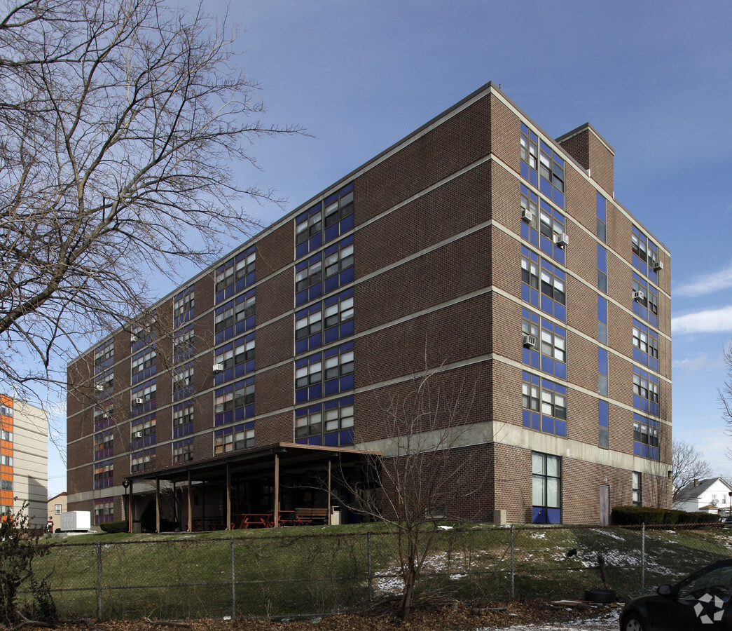 Photo - Kilmartin Plaza Apartments