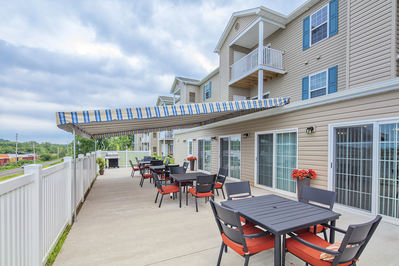 Heisley Park Senior Apartments - Heisley Park Senior Apartments