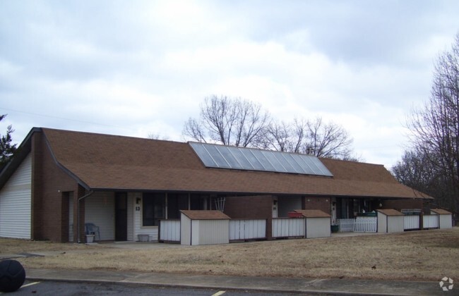 Building Photo - Walnut Lane Apartments