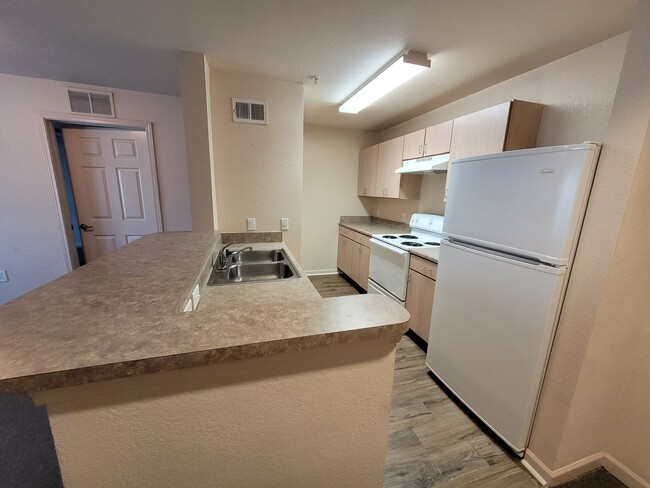 Madison Manor Apartments - Jacksonville, Florida - 0 unit available ...