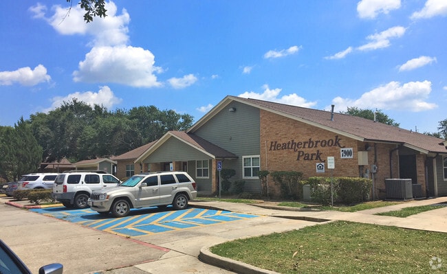 Building Photo - Heatherbrook Apartments - Senior Living