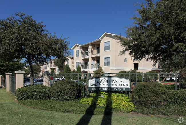 Building Photo - Villas of Mission Bend - Senior Living Rental