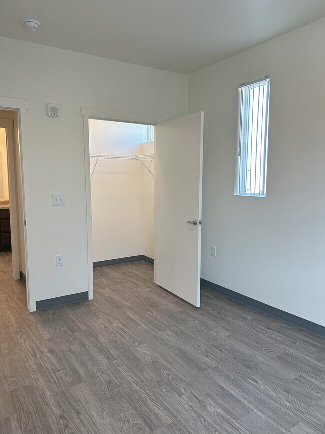 Ceja Vista Apartments Albuquerque, New Mexico 0 unit available