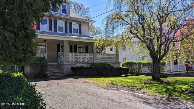 Building Photo - 31 Edgewood Ave Rental
