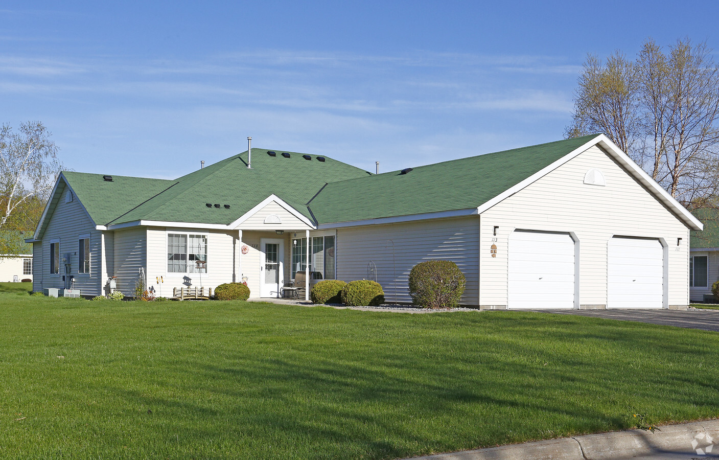 Cottage Court - Cottage Court Apartments