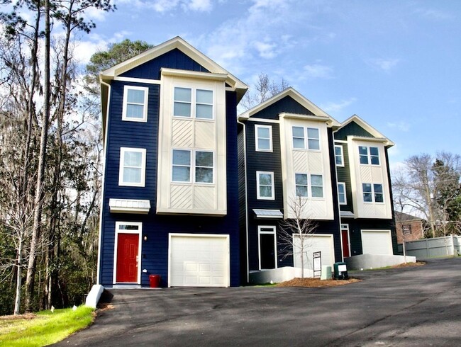 Photo - 1577 Metropolitan Blvd Unit 1 Condo