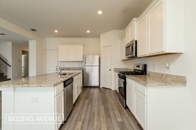 Building Photo - 2950 Forsyth Cyn Rental