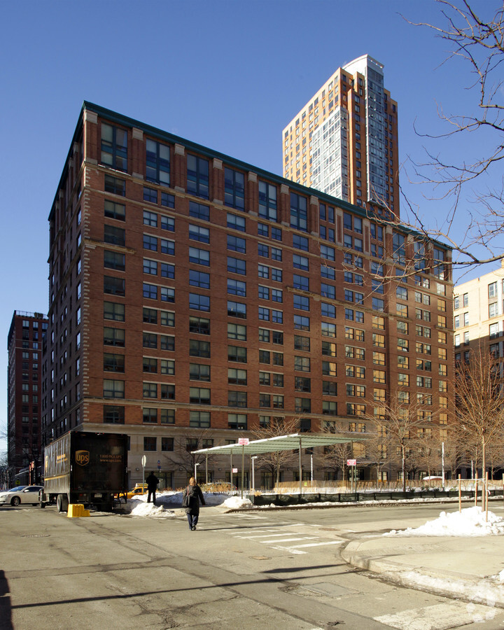 Photo - Brookdale Battery Park Apartments