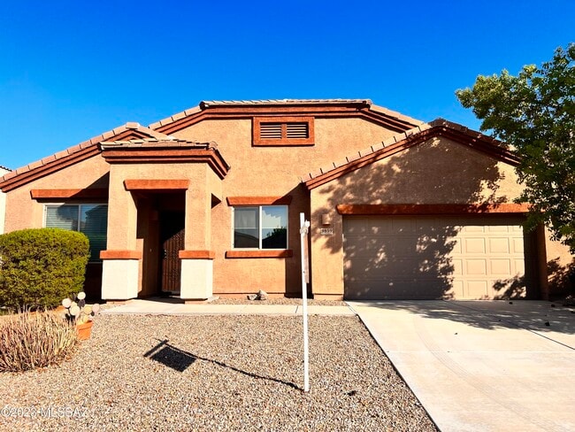 Building Photo - 9859 N Crook Ln