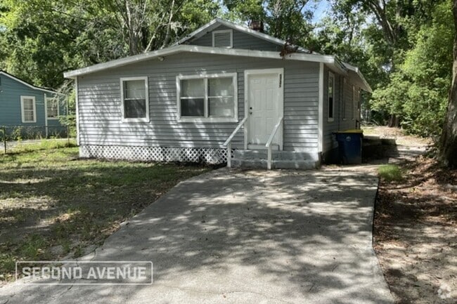 Building Photo - 5721 Teeler Ave Rental