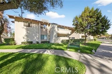 Building Photo - 13624 La Jolla Cir